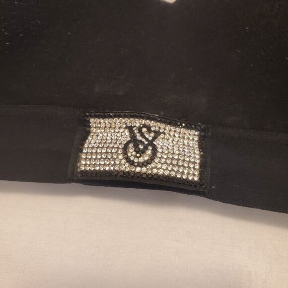 VICTORIA'S SECRET T-SHIRT LIGHTLY LINED WIRELESS RHINESTONE LOGO 38D BLACK - Picture 4 of 7
